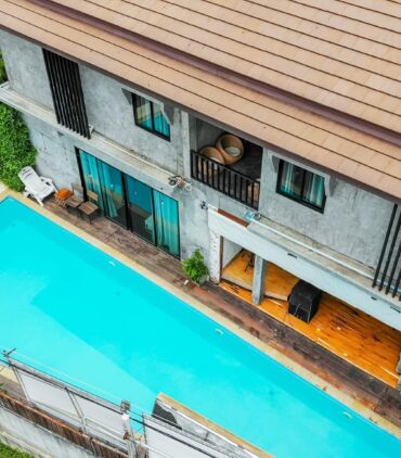 วิวสระว่ายน้ำโรงแรมลอฟท์แอทสีมา